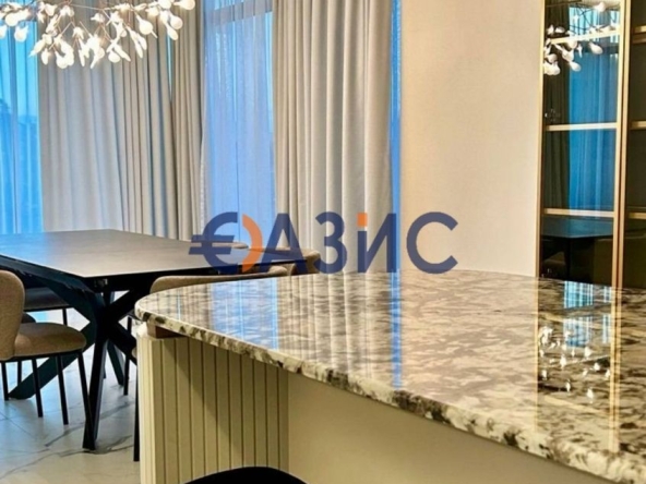 Тристаен апартамент в Несебър - 127 кв.м за 1366 €/кв.м - Снимка #1