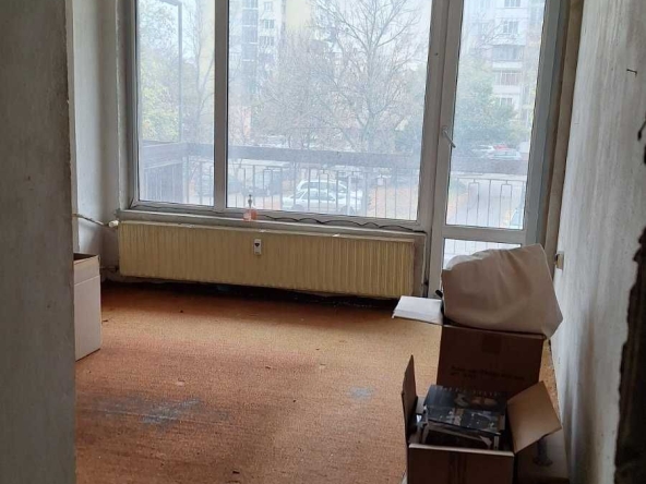 Двустаен апартамент в Плевен, Сторгозия - 63 кв.м за 591 €/кв.м - Снимка #1