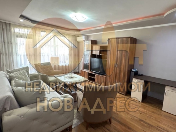 Дава се под наем Двустаен апартамент в Търговище, Боровец - 65 кв.м за 278.97 € - Снимка #1