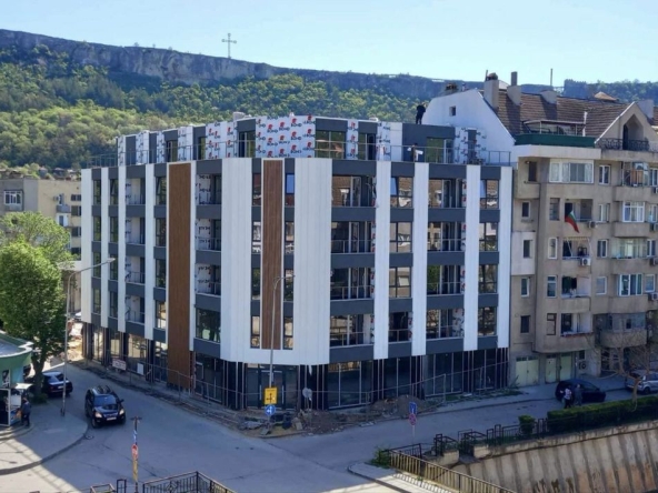 Двустаен апартамент в Провадия - 67 кв.м за 533 €/кв.м - Снимка #1