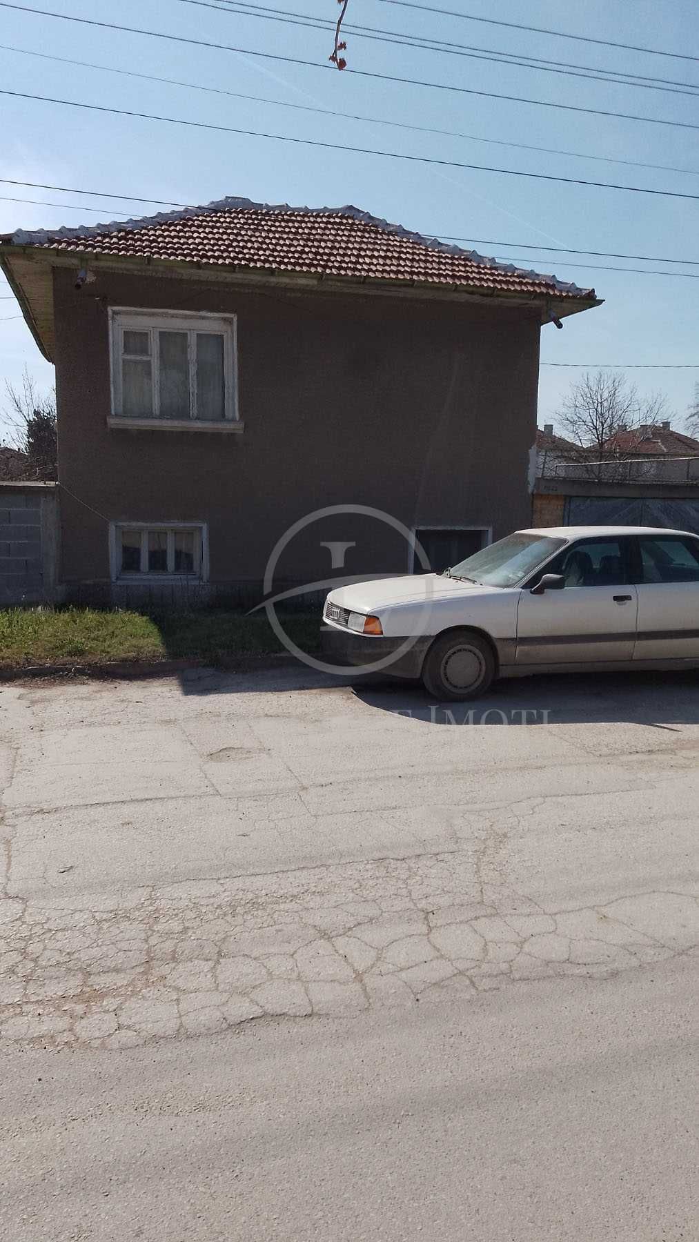 Къща в с. Граф Игнатиево, Област Пловдив - 65 кв.м за 1020 €/кв.м - Снимка #1