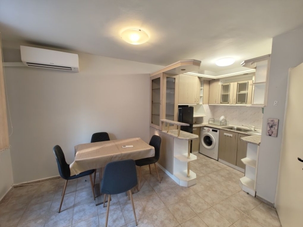 Дава се под наем Двустаен апартамент в Варна, Конфуто - 58 кв.м за 438.6 € - Снимка #1