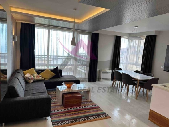 Дава се под наем Тристаен апартамент в Варна, м-т Траката - 130 кв.м за 1296.42 € - Снимка #1