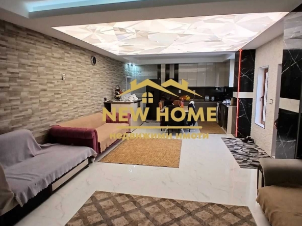 Къща в с. Стражица, Област Добрич - 200 кв.м за 235 €/кв.м - Снимка #1