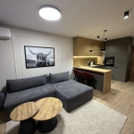 Дава се под наем Двустаен апартамент в Пловдив, Център - 70 кв.м за 747.66 € - Снимка #1