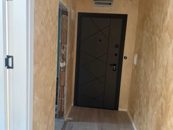 Двустаен апартамент в Плевен, Широк център - 73 кв.м за 753 €/кв.м - Снимка #1