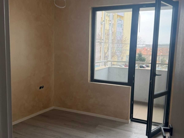 Двустаен апартамент в Плевен, Широк център - 58 кв.м за 862 €/кв.м - Снимка #1