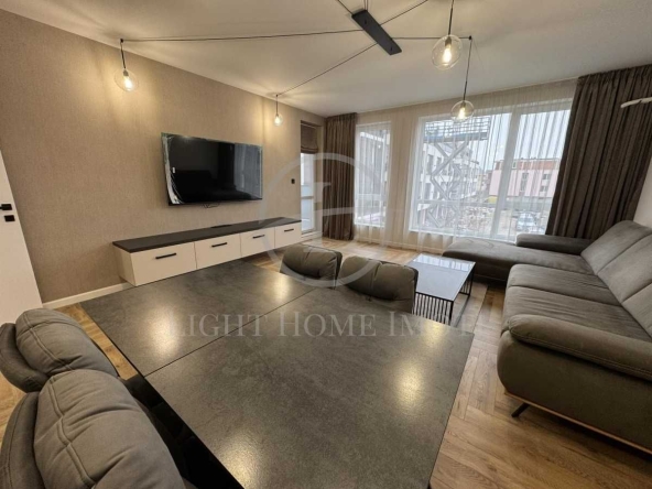 Двустаен апартамент в Пловдив, Остромила - 85 кв.м за 921 €/кв.м - Снимка #1