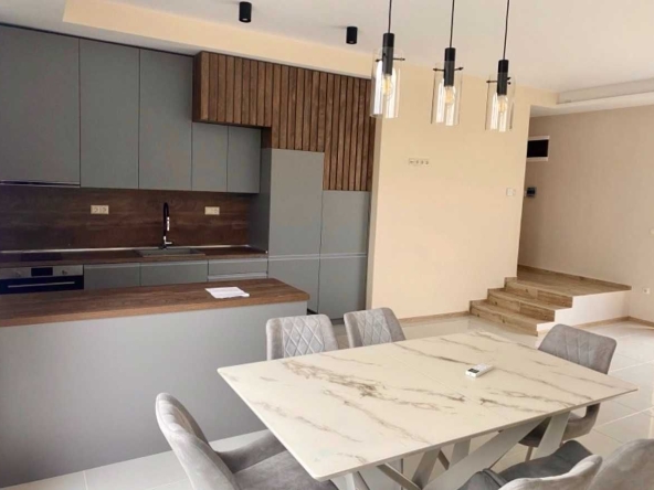 Къща в Плевен, Сторгозия - 180 кв.м за 935 €/кв.м - Снимка #1