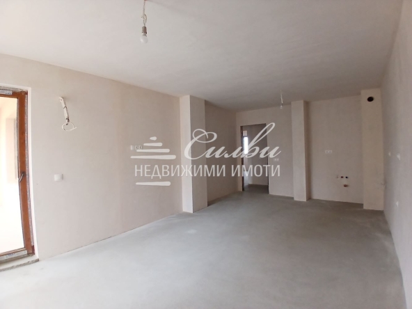 Тристаен апартамент в Шумен, Добруджански - 102 кв.м за 735 €/кв.м - Снимка #1