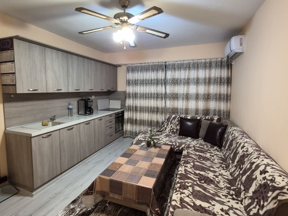 Дава се под наем Двустаен апартамент в Търговище, Запад 1 - 50 кв.м за 408 € - Снимка #1