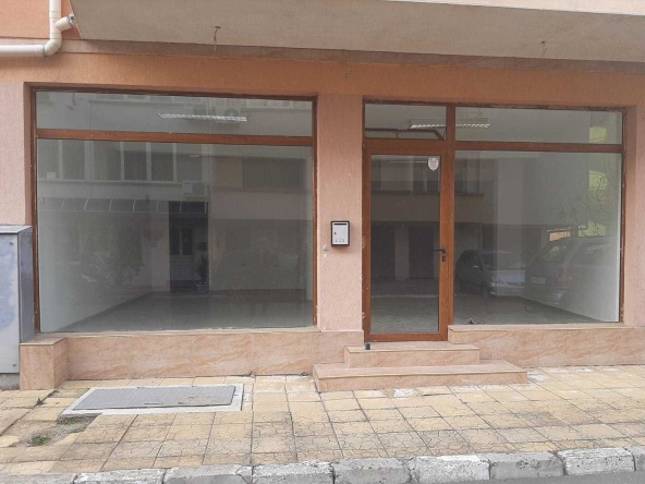 Магазин в Свети Влас - 140 кв.м за 357 €/кв.м - Снимка #1