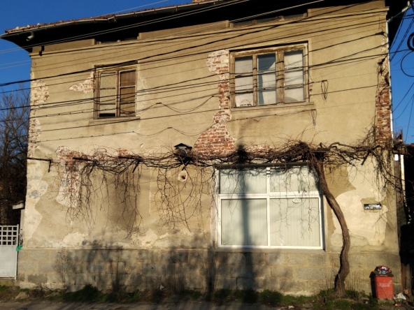 Къща в с. Самораново, Област Кюстендил - 100 кв.м за 561 €/кв.м - Снимка #1