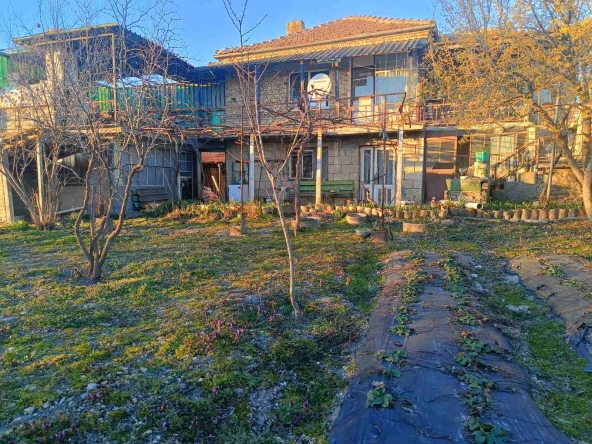 Къща в с. Добрина, Област Варна - 154 кв.м за 315 €/кв.м - Снимка #1