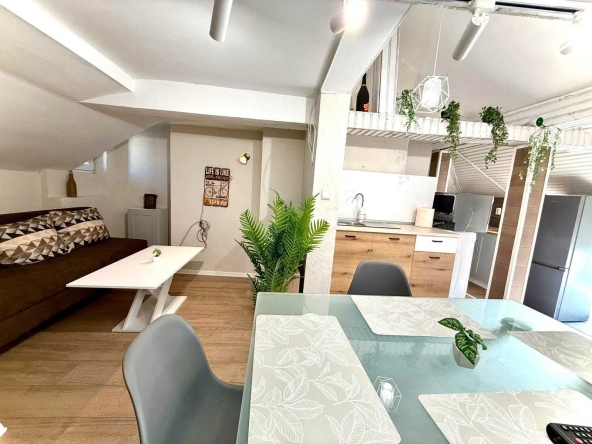 Четиристаен апартамент в Плевен, Идеален център - 129 кв.м за 708 €/кв.м - Снимка #1