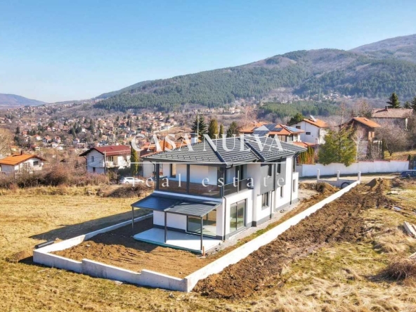 Къща в с. Рударци, Област Перник - 265 кв.м за 808 €/кв.м - Снимка #1