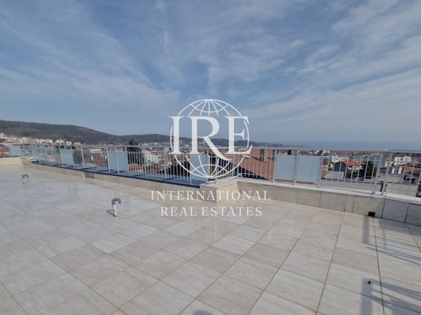 Четиристаен апартамент в Варна, Виница - 134 кв.м за 1066 €/кв.м - Снимка #1