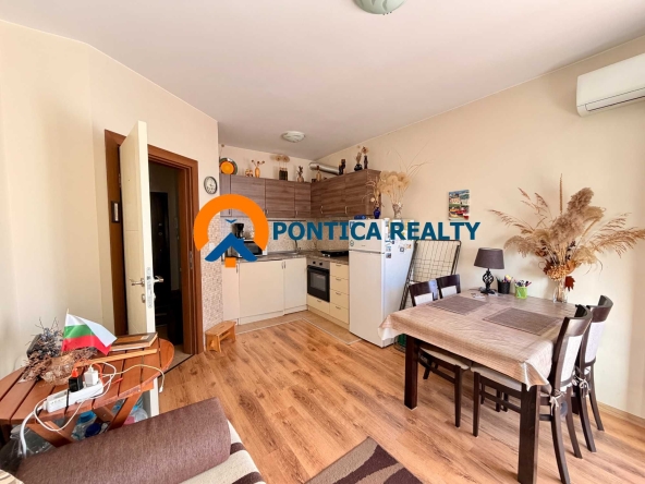 Двустаен апартамент в Несебър - 50 кв.м за 878 €/кв.м - Снимка #1