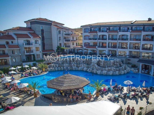 Четиристаен апартамент в Свети Влас - 105 кв.м за 462 €/кв.м - Снимка #1