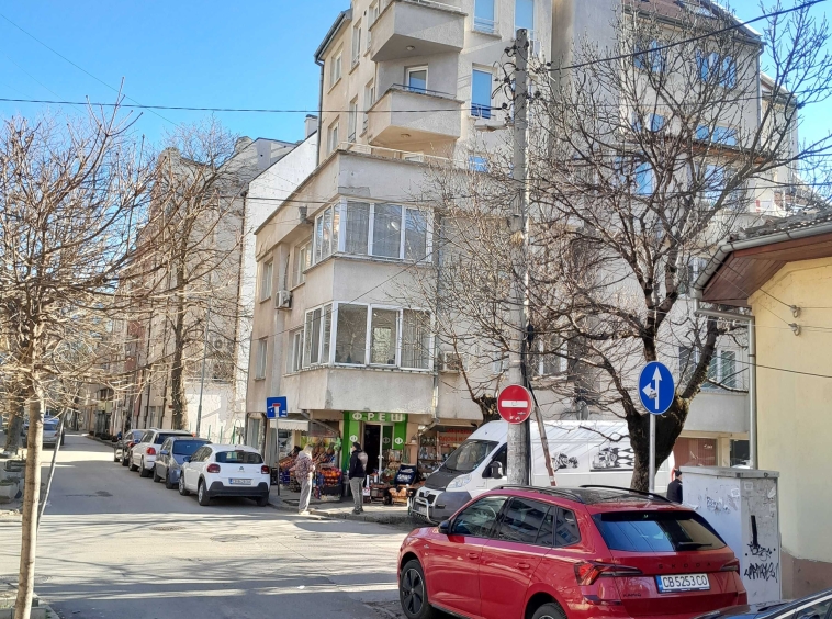 Двустаен апартамент в София, Белите брези - 65 кв.м за 1491 €/кв.м - Снимка #1