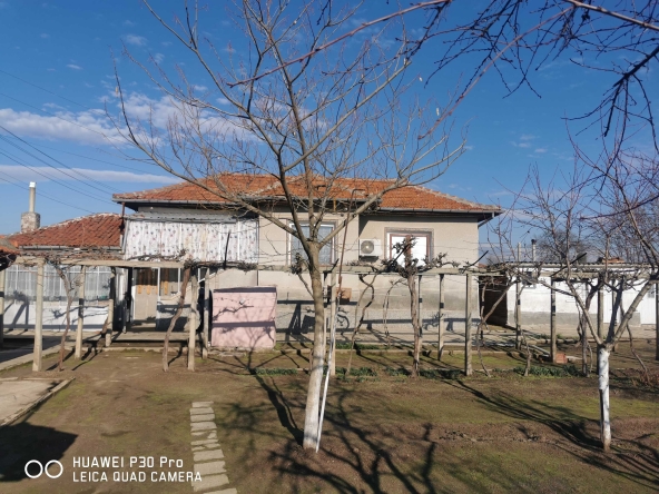 Къща в с. Голям чардак, Област Пловдив - 77 кв.м за 510 €/кв.м - Снимка #1