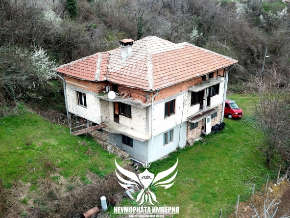 Къща в с. Новаково, Област Пловдив - 214 кв.м за 236 €/кв.м - Снимка #1