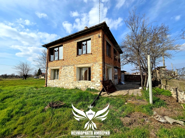 Къща в с. Кочево, Област Пловдив - 175 кв.м за 347 €/кв.м - Снимка #1