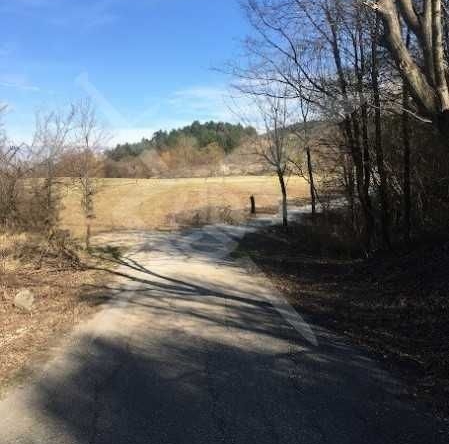 Парцел в с. Руен, Област Пловдив - 1724 кв.м за 11 €/кв.м - Снимка #1