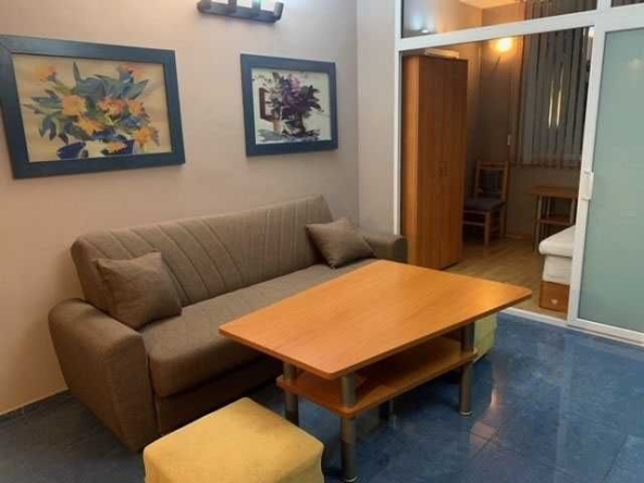 Дава се под наем Двустаен апартамент в София, Зона Б-5 - 70 кв.м за 598.23 € - Снимка #1