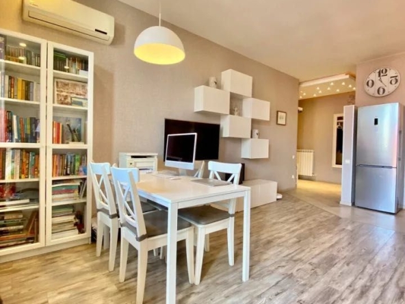 Тристаен апартамент в София, Овча купел - 88 кв.м за 985 €/кв.м - Снимка #1