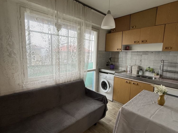 Дава се под наем Едностаен апартамент в Габрово, Русевци - 47 кв.м за 139.23 € - Снимка #1