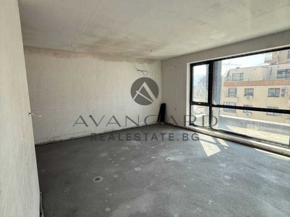 Двустаен апартамент в Пловдив, Христо Смирненски - 74 кв.м за 789 €/кв.м - Снимка #1