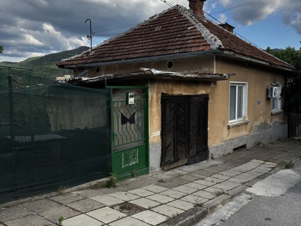 Къща в Вършец - 114 кв.м за 282 €/кв.м - Снимка #1