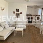 Дава се под наем Двустаен апартамент в Варна, м-т Евксиноград - 67 кв.м за 598.23 € - Снимка #1