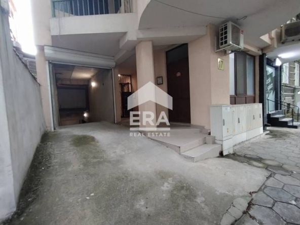 Гараж / Паркомясто в Варна, Център - 19 кв.м за 1047 €/кв.м - Снимка #1