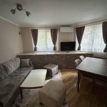 Дава се под наем Тристаен апартамент в Варна, Лятно кино Тракия - 102 кв.м за 847.62 € - Снимка #1