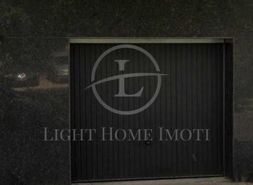 Гараж / Паркомясто в Пловдив, Кючук Париж - 20 кв.м за 676 €/кв.м - Снимка #1