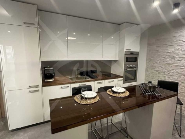 Двустаен апартамент в Варна, Аспарухово - 62 кв.м за 1193 €/кв.м - Снимка #1