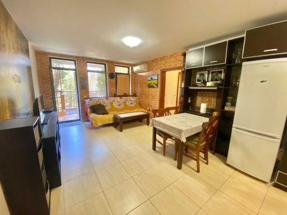 Тристаен апартамент в Свети Влас - 89 кв.м за 774 €/кв.м - Снимка #1