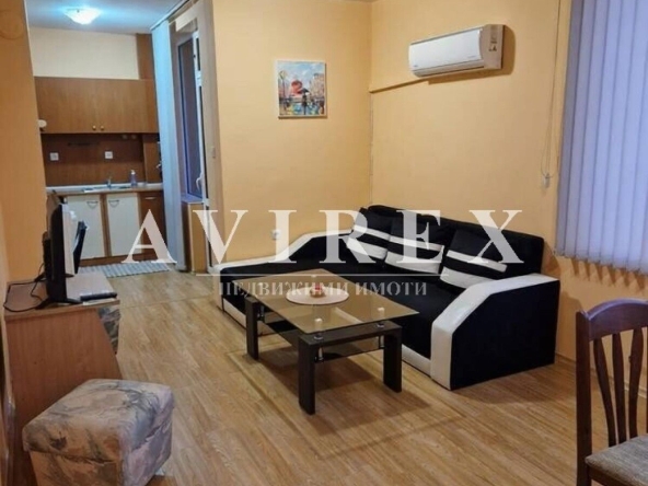 Дава се под наем Двустаен апартамент в Пловдив, Тракия - 70 кв.м за 348.84 € - Снимка #1