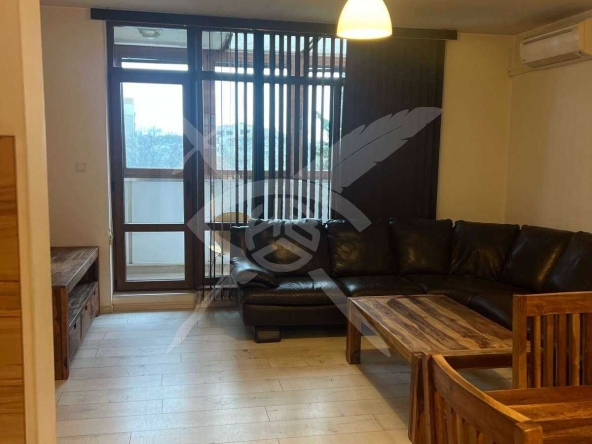 Дава се под наем Тристаен апартамент в Пловдив, Кючук Париж - 67 кв.м за 598.23 € - Снимка #1