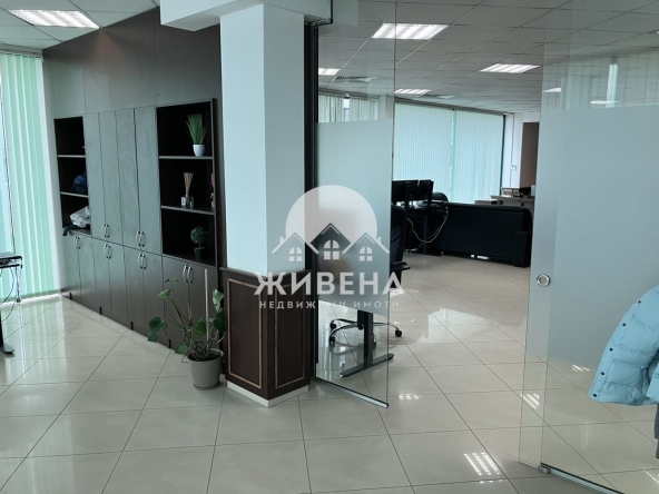 Дава се под наем Офис в Варна, ХЕИ - 160 кв.м за 1695.24 € - Снимка #1