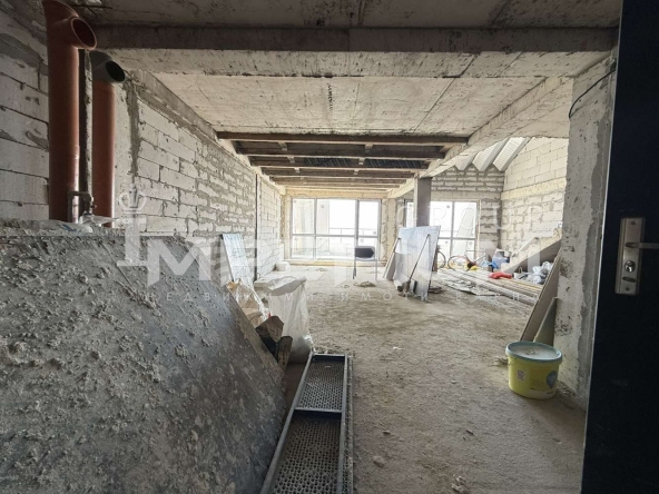 Мезонет в Варна, Виница - 250 кв.м за 408 €/кв.м - Снимка #1