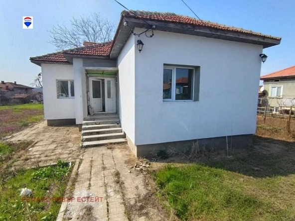 Къща в с. Старо село, Област Силистра - 73 кв.м за 244 €/кв.м - Снимка #1