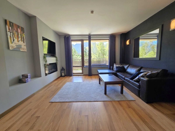 Тристаен апартамент в Банско - 116 кв.м за 558 €/кв.м - Снимка #1