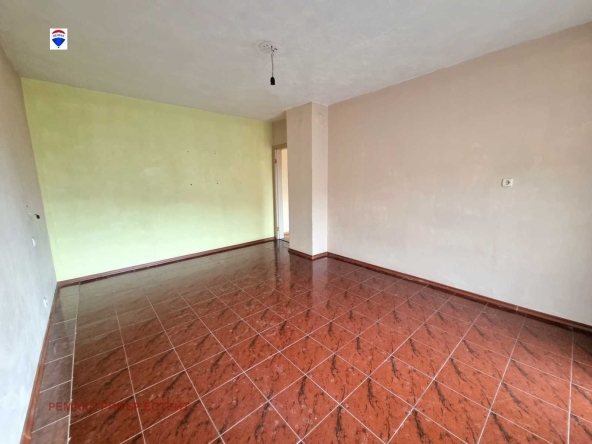 Хотел в Русе, Централен южен район - 272 кв.м за 476 €/кв.м - Снимка #1