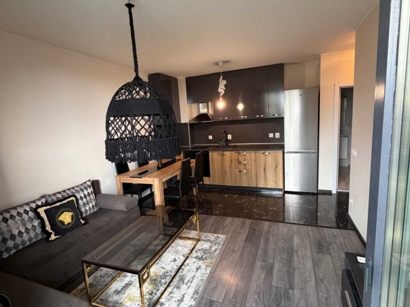 Дава се под наем Двустаен апартамент в София, Банишора - 70 кв.м за 747.66 € - Снимка #1