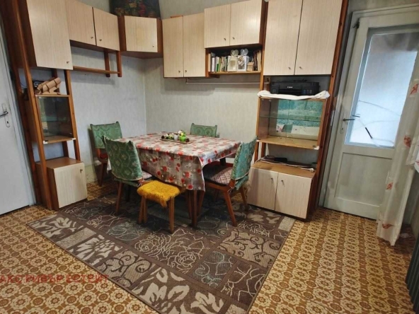Четиристаен апартамент в Русе, Здравец - 99 кв.м за 613 €/кв.м - Снимка #1