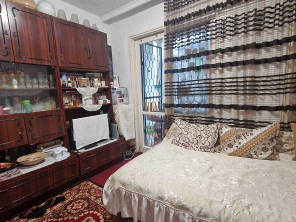 Дава се под наем Етаж от къща в Асеновград - 25 кв.м за 199.41 € - Снимка #1