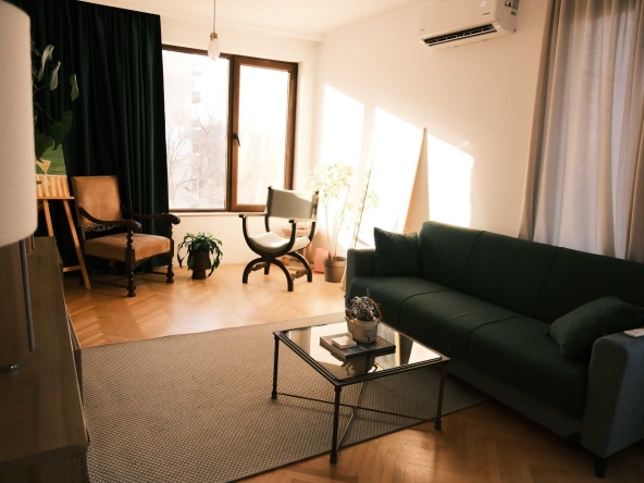 Дава се под наем Двустаен апартамент в Пловдив, Христо Смирненски - 70 кв.м за 468.69 € - Снимка #1